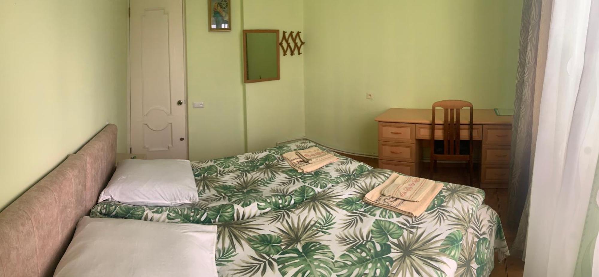 Guest House Lilia Γιερεβάν Εξωτερικό φωτογραφία
