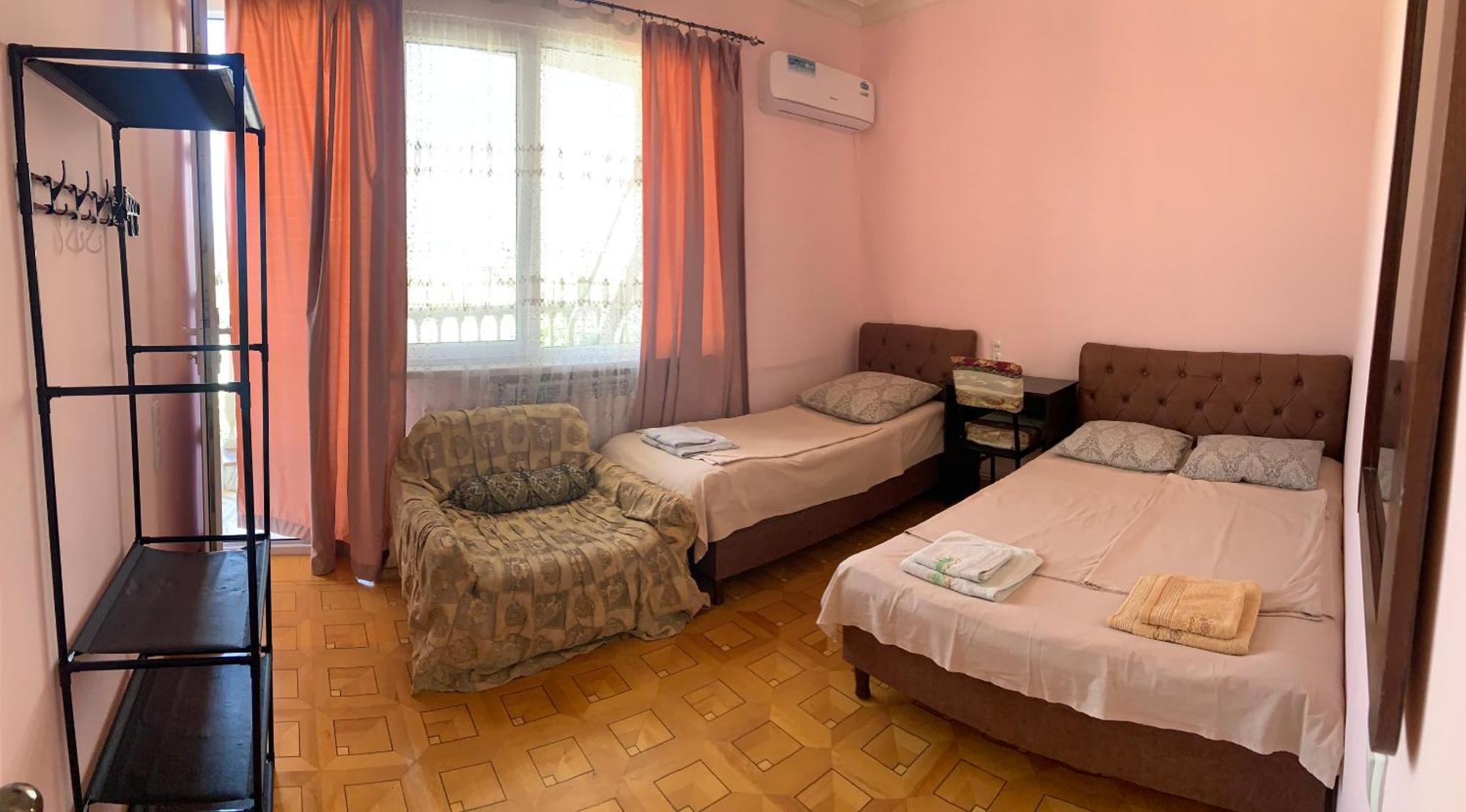 Guest House Lilia Γιερεβάν Εξωτερικό φωτογραφία