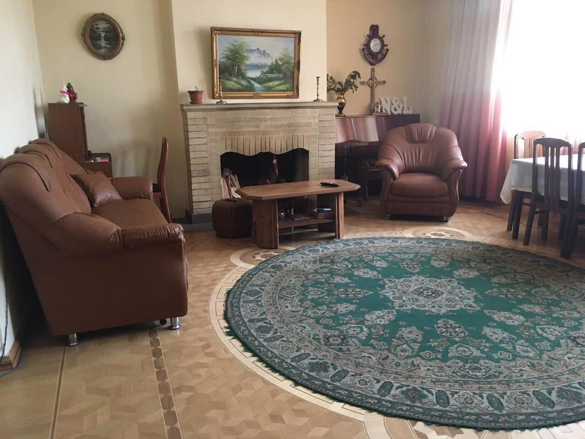 Guest House Lilia Γιερεβάν Εξωτερικό φωτογραφία