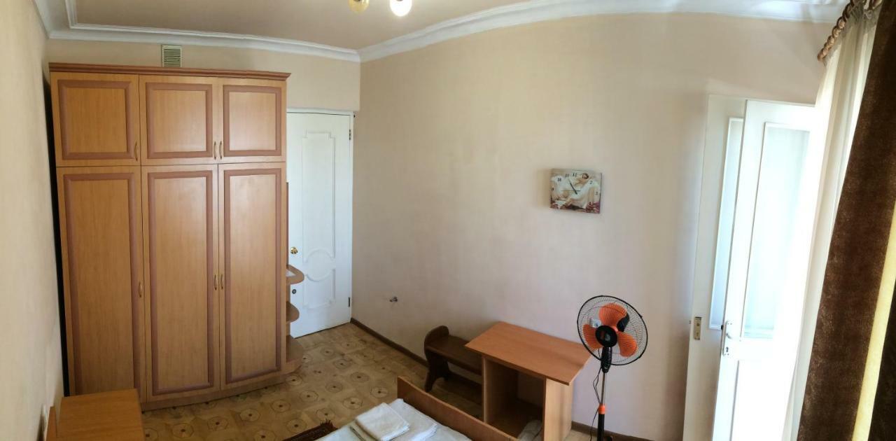 Guest House Lilia Γιερεβάν Εξωτερικό φωτογραφία